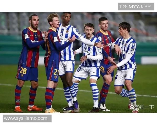 2019年惠灵顿凤凰与墨尔本城的精彩对决回顾与分析